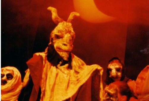 QUAND LES SORCIERES DANSAIENT AU SABBAT(3). CARLO GINZBURG OU LE VOYAGE DANS L&rsquo;ESPACE ET LE TEMPS.